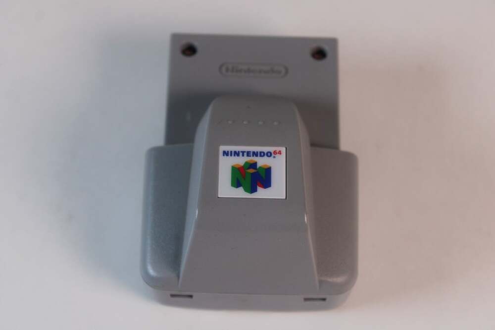 Nintendo Nintendo 64 Rumble Pak Controller Accessory Gray Model NUS-013